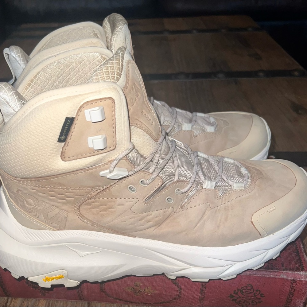 Hoka Kaha 2 GTX Sable changeant / Dune